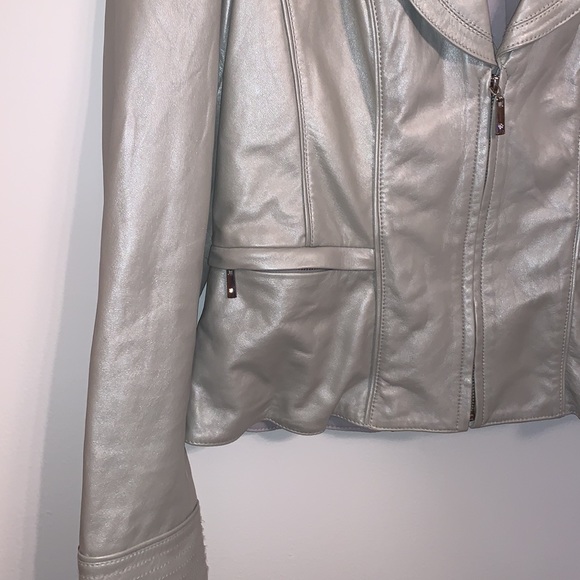 Leather White House Black Market Moto Zip Jacket Diamond Detail Large Cream Tan